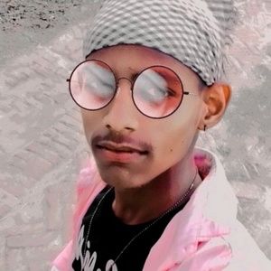 Meet your Posher, Sumit